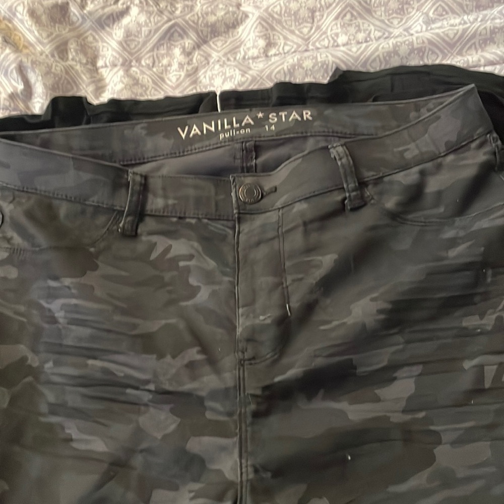 Black Camo jeans. Pull on . Cute and comfortable